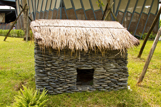 Aboriginal Building Structure