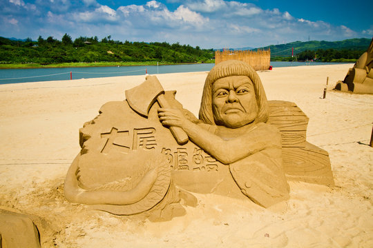 movie david loman sand sculpture
