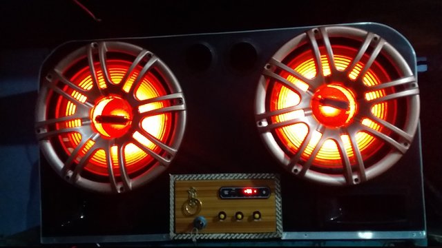 Technology speakers 