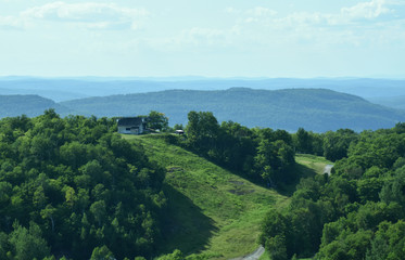 Obraz premium Mountain landscape in Mont Tremblant, Quebec, Canada