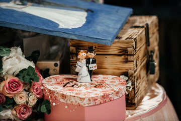 Hochzeitsgeschenke,  
süße Braut und Bräutigam Figuren