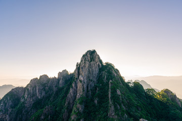 Fototapeta na wymiar Beautiful mountains in Huangshan Anhui China