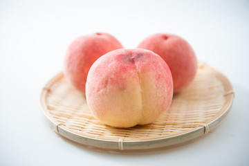 フレッシュな桃