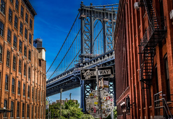 One Way Manhattan Bridge - obrazy, fototapety, plakaty
