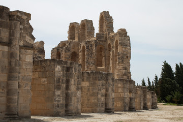 Fototapeta na wymiar El Djem Tunisia, view of the roman amphitheater ruins 