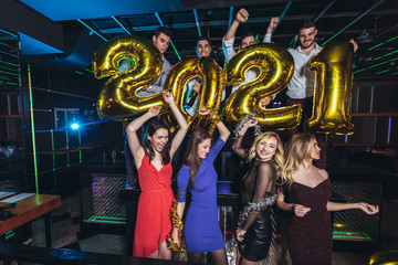 Fototapeta na wymiar New year party celebration with friends in the club