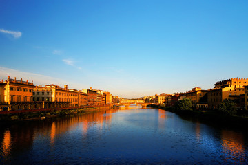 Fototapeta na wymiar Arno river in Florence, Italy