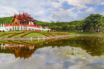 Obraz premium Royal flora park known also as Park Rajapruek, in Chiang Mai, Thailand