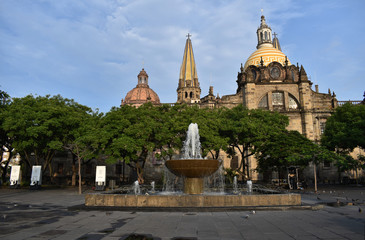 Fototapeta premium View of Guadalajara's cathedral and the fountain in Liberation Square