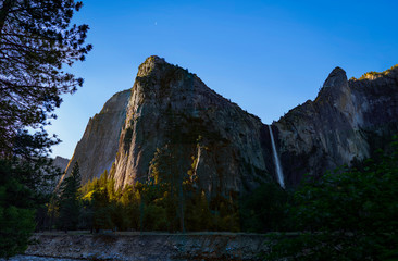 bridalveil fall in yosemite national park