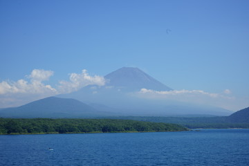 The signs of autumn are all around us.