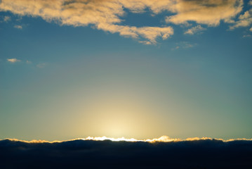 Fototapeta premium 夕暮れ 空 雲 素材