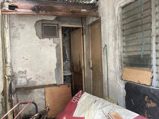 Abandoned house in the Philippines - Landscape