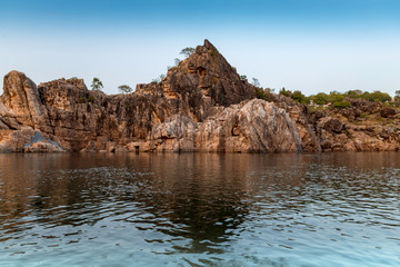 Fototapeta na wymiar Bhedaghat Jabalpur Madhya Pradesh View of River Narmada with Beautiful Marble Rocks 