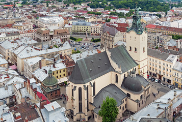 Fototapeta na wymiar The Latin Cathedral seen from the town hall in Lviv, Ukraine 