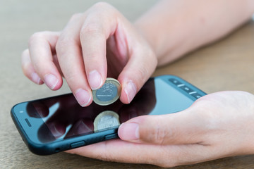 porte monnaie électronique sur smartphone