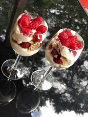 Fit deser maliny owoce jogurt raspberries fit dessert breakfast  © GregStu