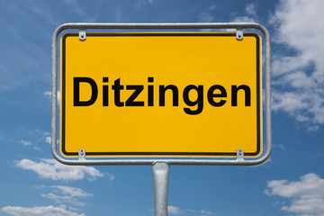 Obraz premium Ortstafel Ditzingen