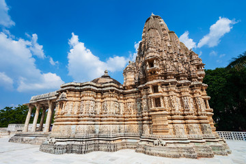 Fototapeta na wymiar Ranakpur Jain temple in Rajasthan, India