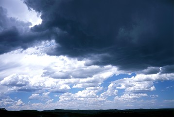 Obraz na płótnie Canvas Numbo Stratus Clouds