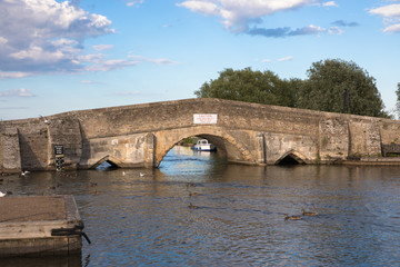 Fototapeta premium View of Potter Hyam bridge, The Broads, Norfolk, UK