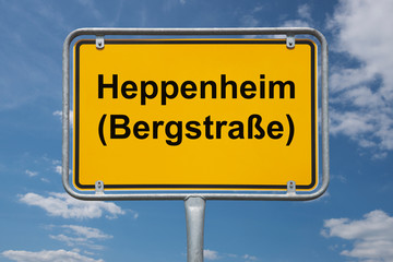 Obraz premium Ortstafel Heppenheim (Bergstraße)