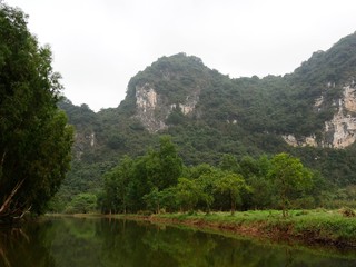 Fototapeta na wymiar Vietnam, Ninh Binh Area, Hoa Lu, Landscape