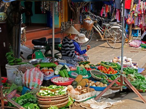 Vietnam, Quang Nam Province, Hoi An City, Old City listed at World Heritage site by Unesco, the Market