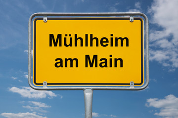 Obraz premium Ortstafel Mühlheim am Main