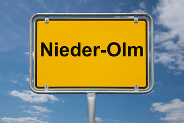 Obraz premium Ortstafel Nieder-Olm