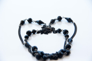 stylish and stylish decorative necklace