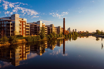 Morning on the Lachine Canal  - obrazy, fototapety, plakaty