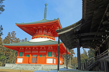 Naklejka premium 冬の高野山寺院