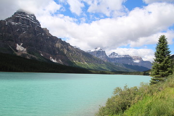 Fototapeta na wymiar Waterfowl Lake, Banff National Park, Alberta