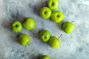 green apples on the table