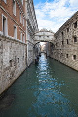 Obraz premium View of the Bridge of Sighs, Venice Italy