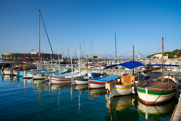 Fototapeta na wymiar cassis harbor in provence france
