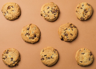 chocolate chip cookies  brown background