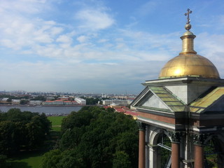 Isaac's cathedral in saint petersburg