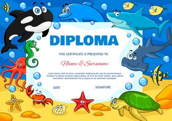 Naklejka premium Kids diploma with underwater animals cute vector starfish, crab, octopus and angel fish with turtle. Hummerhead shark, shell, dolphin and killer whale. Kids diploma, kindergarten certificate template