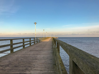 Fototapeta na wymiar Seebrücke in der Ostsee