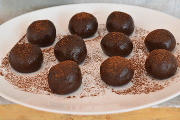Chocolate Truffle with cocoa icing
