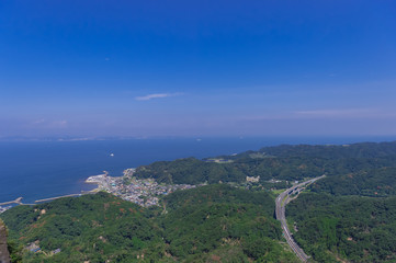 千葉県安房郡鋸南町の鋸山の景色 Blue Wall Mural Bl Zu Kuni