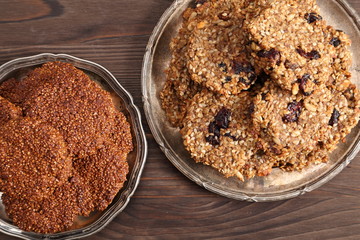 Amaranth and oat cookies.