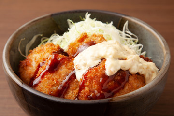 チキンカツ丼