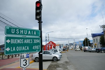 3094 kilometers between Ushuaia and Buenos Aires (Argentina)