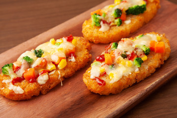 ハッシュポテトのチーズ焼き
