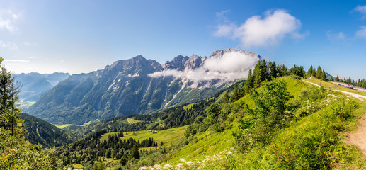 Obraz na płótnie Canvas Rossfeld panoramic trail near Berchtesgaden - Germany