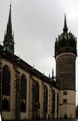 Fototapeta na wymiar Schlosskirche, Kirche, Luther, Martin Luther, 95 Thesen, Wittenberg, Deutschland, Europa