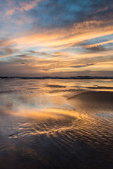 Obraz premium Coucher de soleil sur la plage de Donnant, à Belle-ile-en-mer, Bretagne